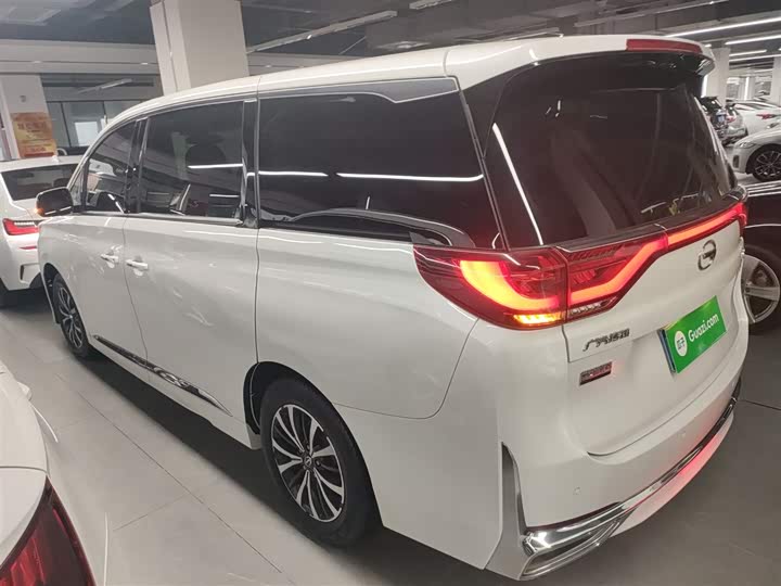 Фото 5 - GAC Trumpchi M8