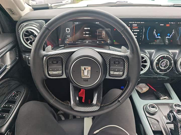 Фото 11 - Tank 300