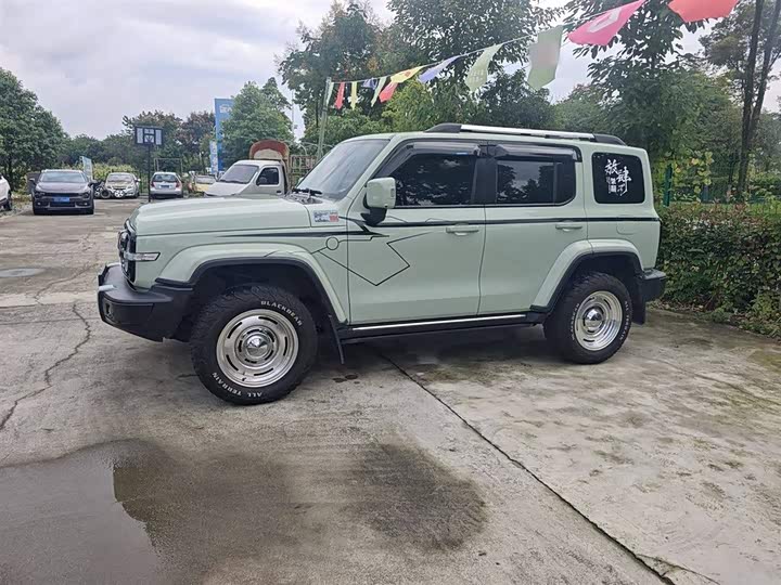 Фото 5 - Tank 300