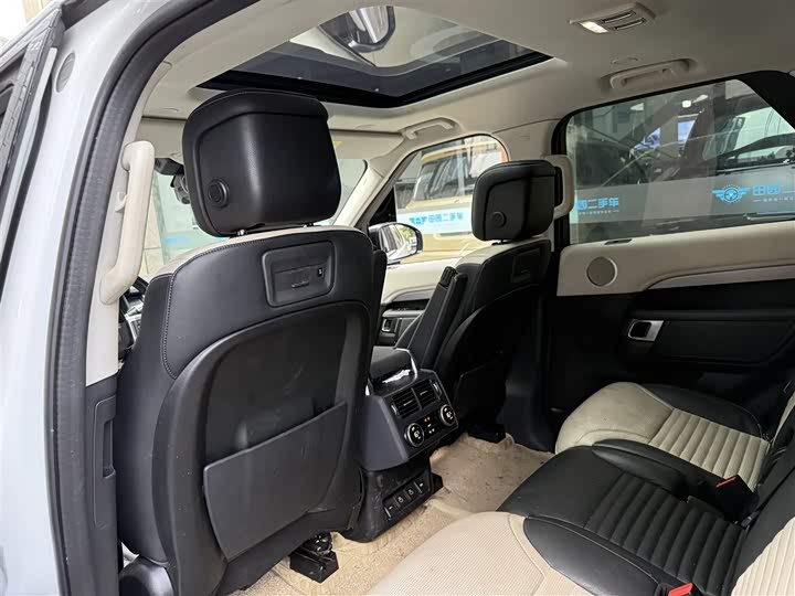 Фото 14 - Land Rover Discovery