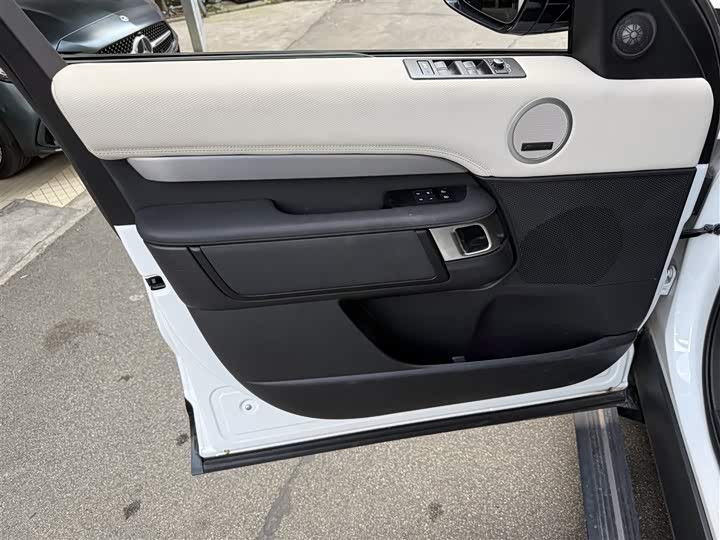 Фото 6 - Land Rover Discovery