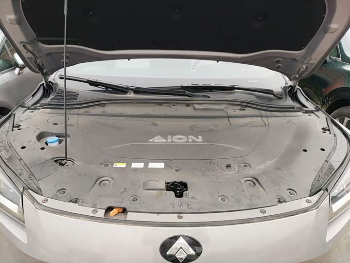 Фото 21 - GAC Aion LX