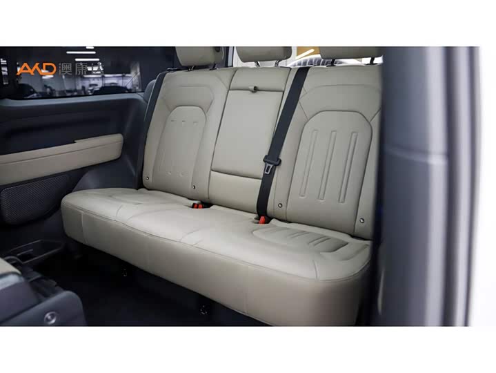 Фото 7 - Land Rover Defender