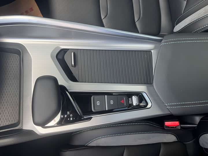 Фото 13 - Geely Preface