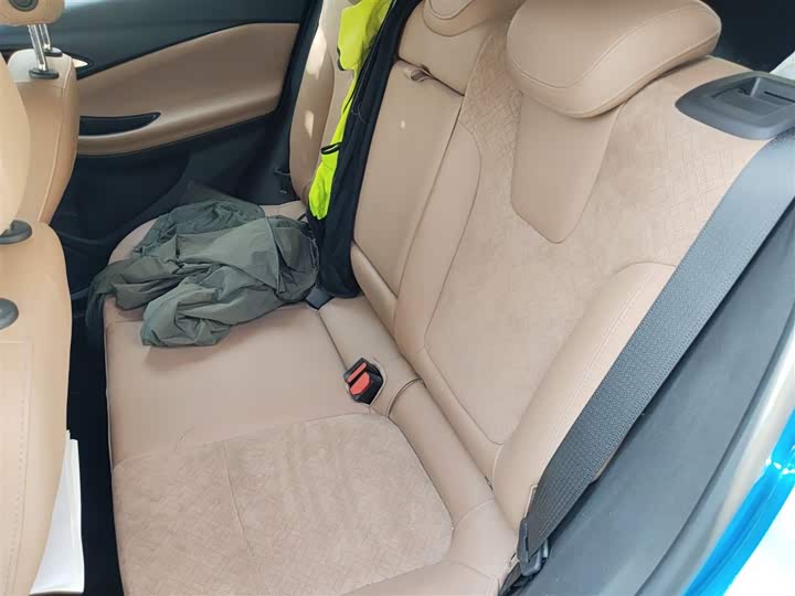 Фото 15 - Buick Encore Plus