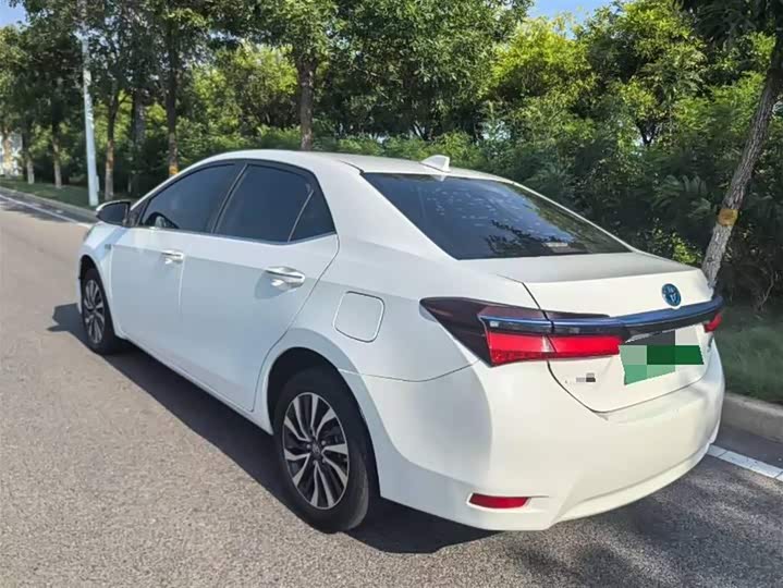Фото 6 - Toyota Corolla Hybrid