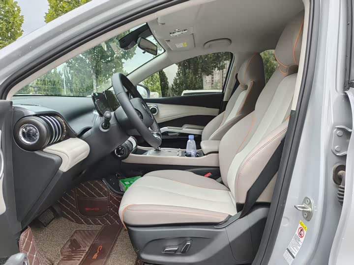 Фото 4 - BYD Yuan Plus