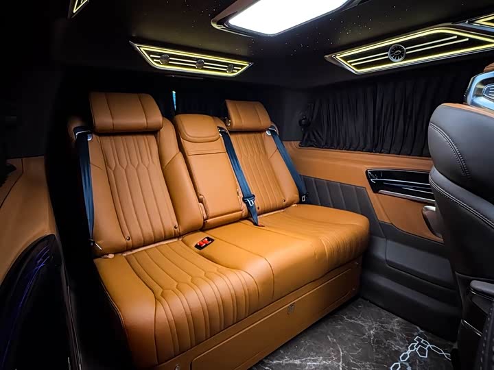 Фото 7 - Mercedes-Benz Vito