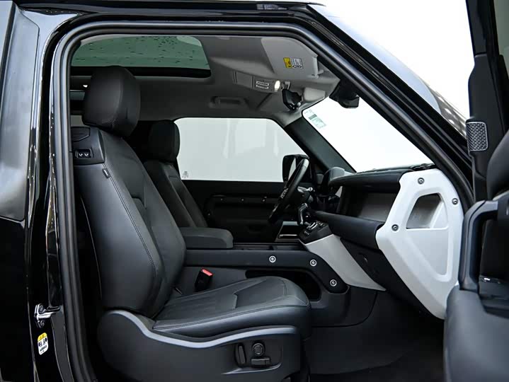 Фото 12 - Land Rover Defender