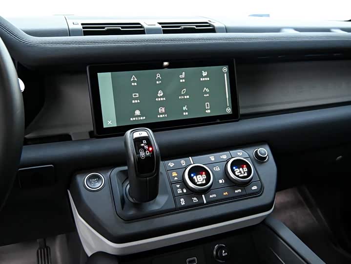 Фото 15 - Land Rover Defender