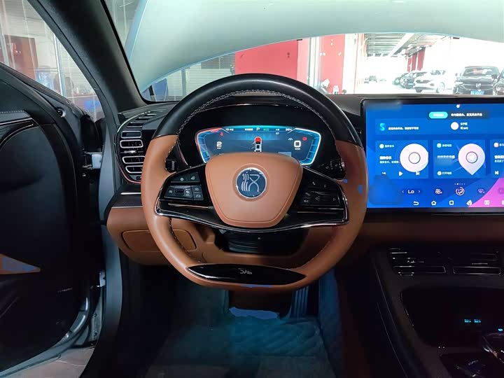 Фото 11 - BYD Han