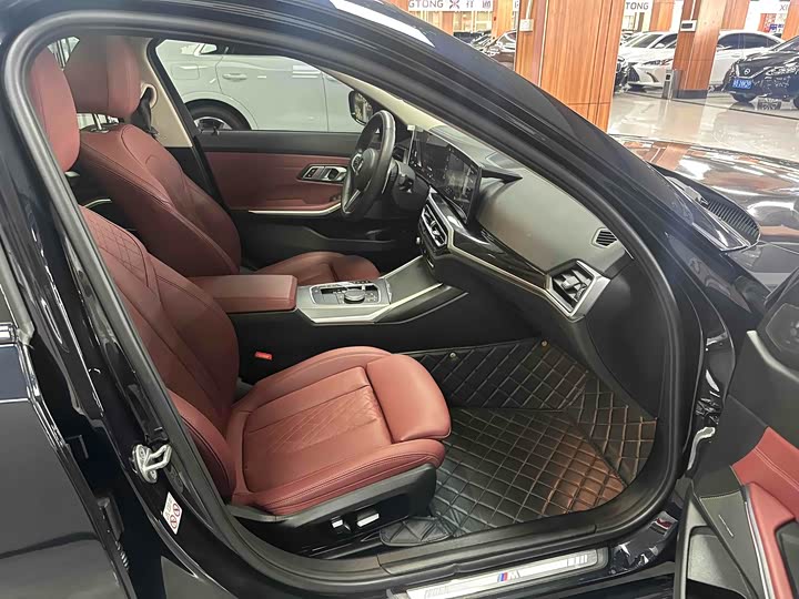 Фото 6 - BMW 3 Series