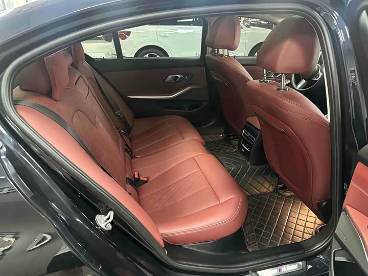 Фото 8 - BMW 3 Series