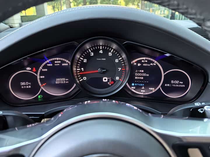 Фото 13 - Porsche Cayenne