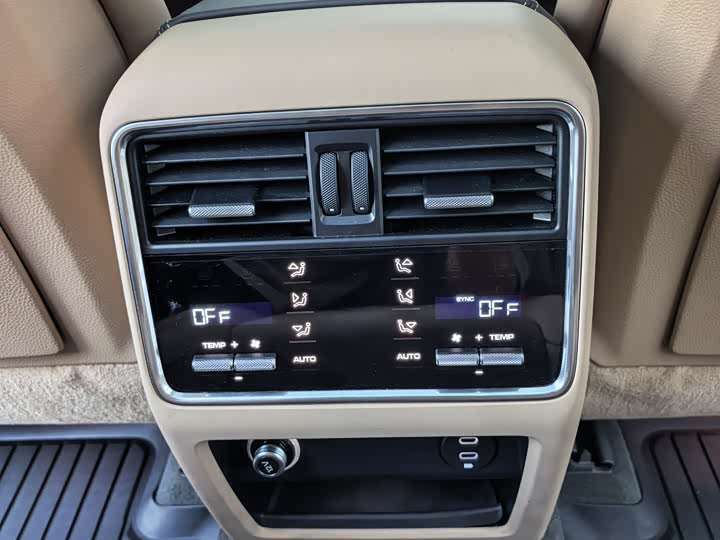 Фото 24 - Porsche Cayenne