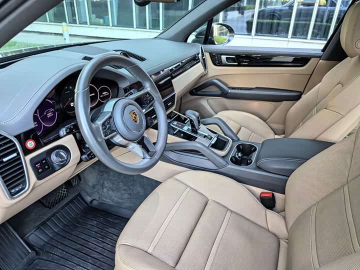 Фото 26 - Porsche Cayenne
