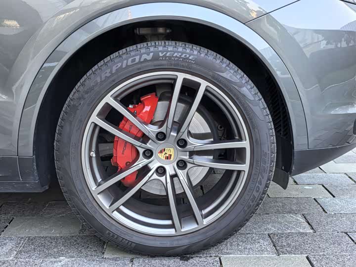 Фото 4 - Porsche Cayenne