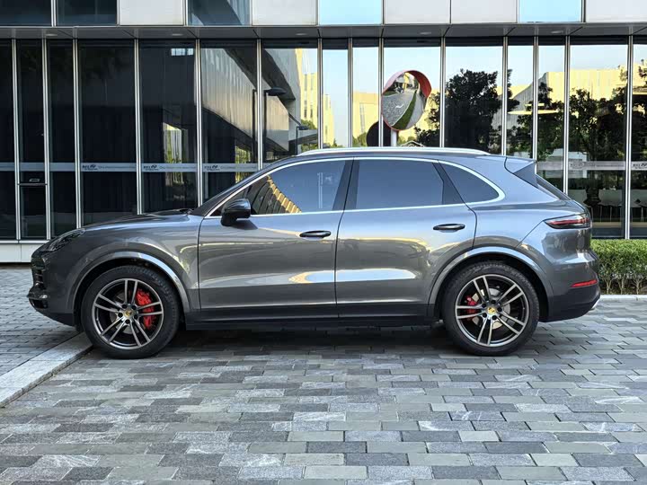 Фото 6 - Porsche Cayenne