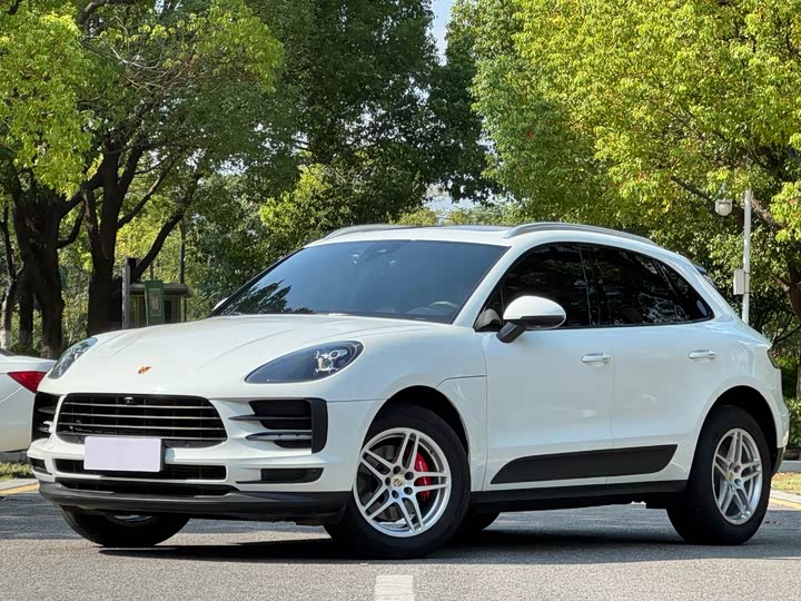Фото 1 - Porsche Macan
