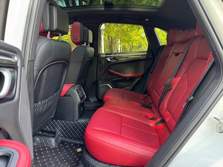 Фото 6 - Porsche Macan