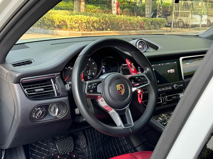 Фото 7 - Porsche Macan