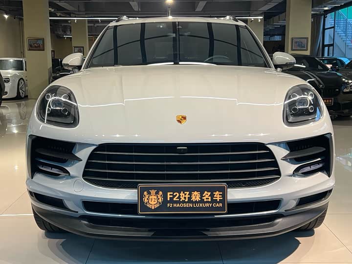 Фото 10 - Porsche Macan