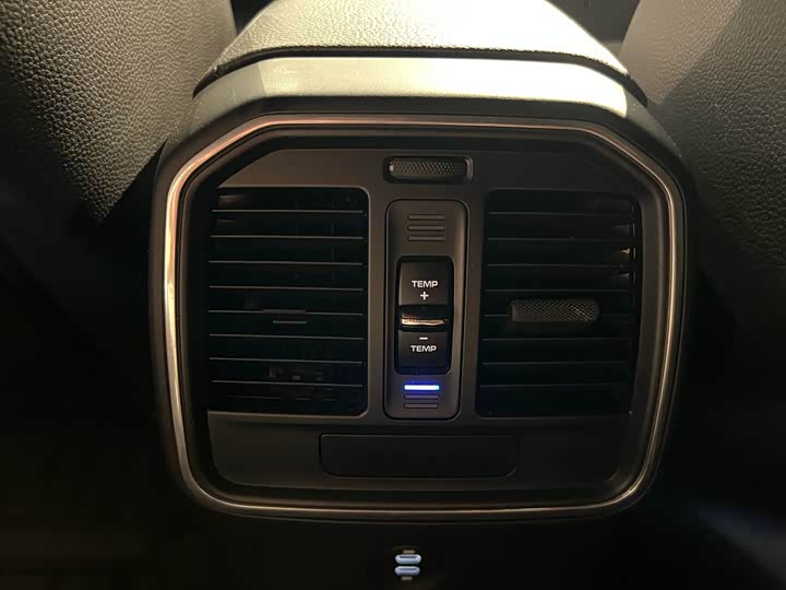 Фото 25 - Porsche Macan