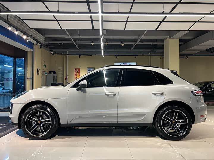 Фото 6 - Porsche Macan