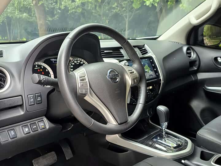 Фото 6 - Nissan Terra