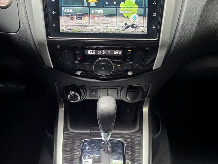 Фото 8 - Nissan Terra