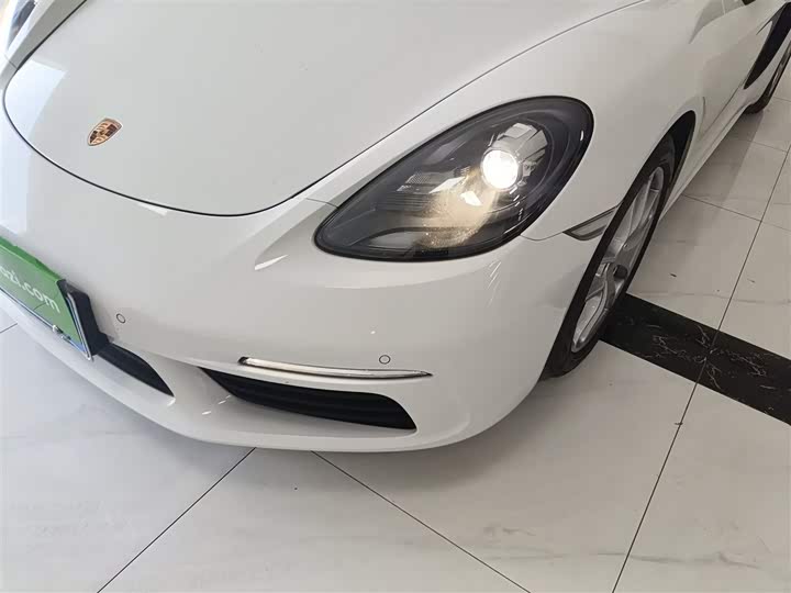 Фото 24 - Porsche 718