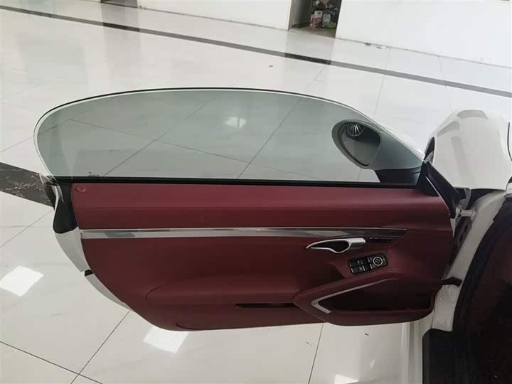 Фото 28 - Porsche 718