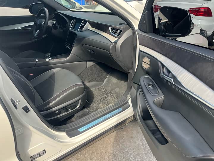 Фото 5 - Infiniti QX50