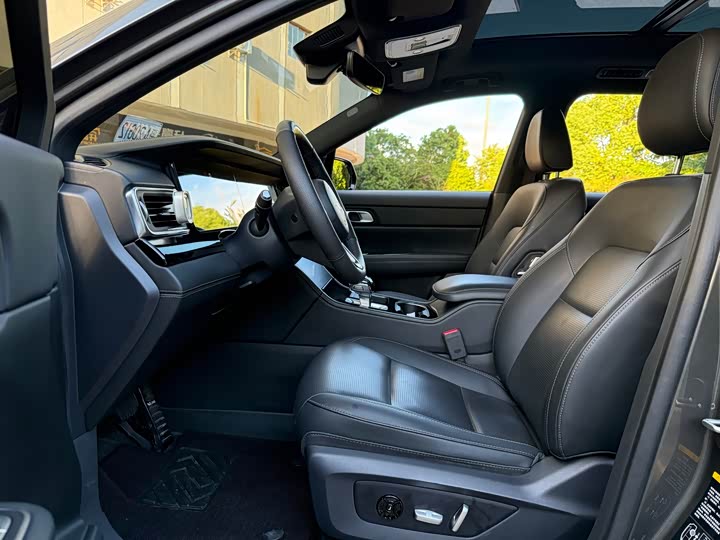 Фото 9 - LiXiang One