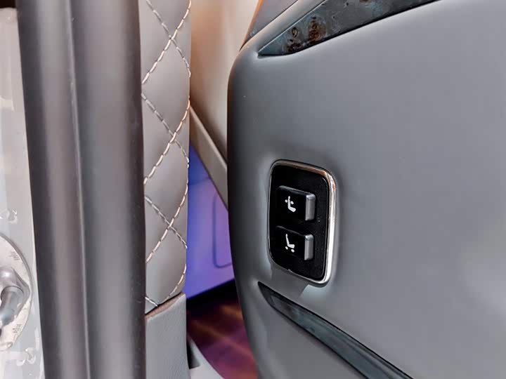 Фото 23 - Mercedes-Benz Vito