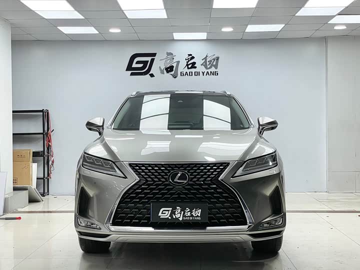 Фото 2 - Lexus RX