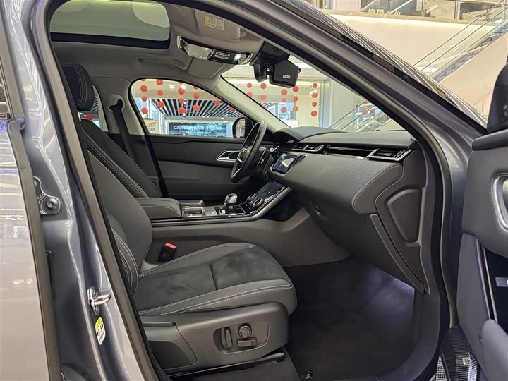 Фото 15 - Land Rover Range Rover Velar