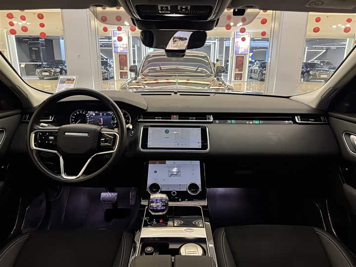 Фото 16 - Land Rover Range Rover Velar