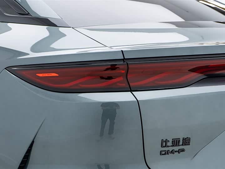 Фото 14 - BYD Han L