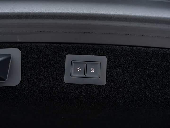 Фото 16 - BYD Han L