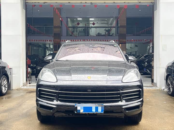 Фото 2 - Porsche Cayenne