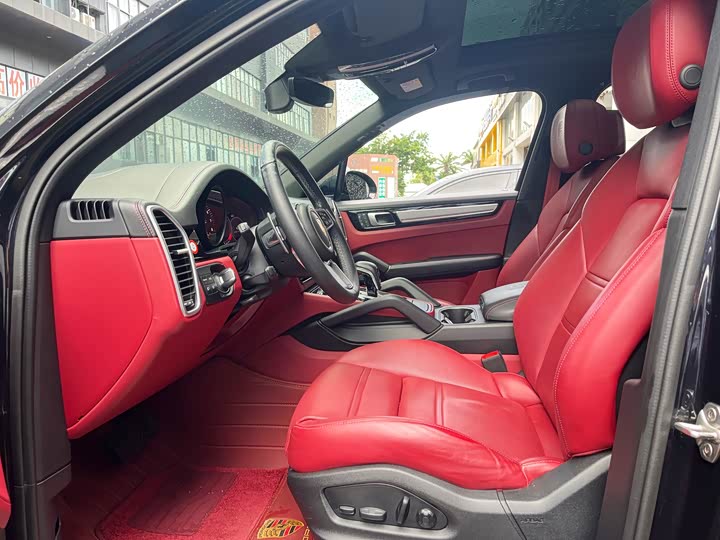 Фото 3 - Porsche Cayenne