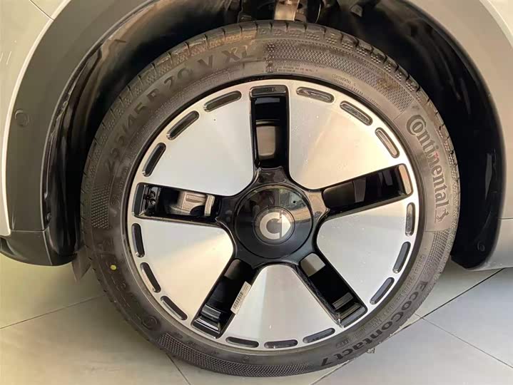 Фото 10 - Smart #5