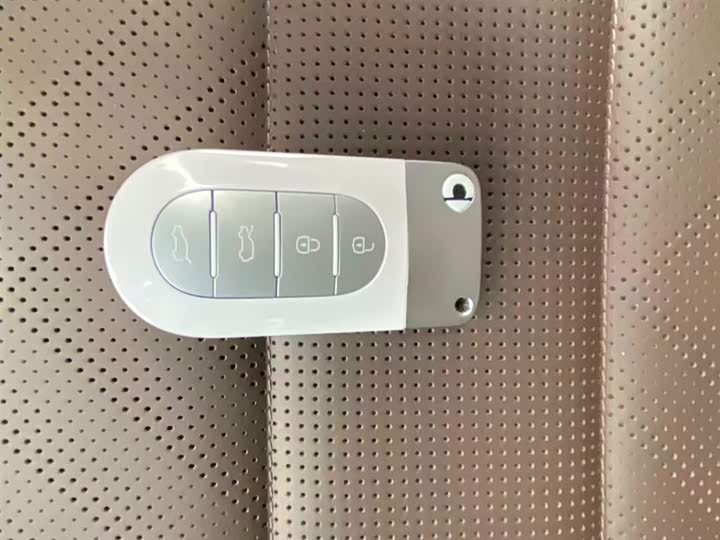 Фото 12 - Smart #5