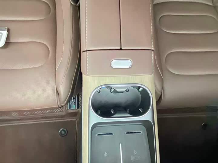 Фото 16 - Smart #5