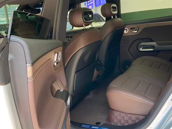 Фото 21 - Smart #5