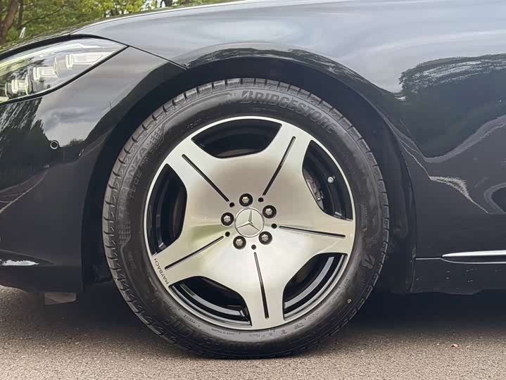 Фото 7 - Mercedes-Benz Maybach S-Class