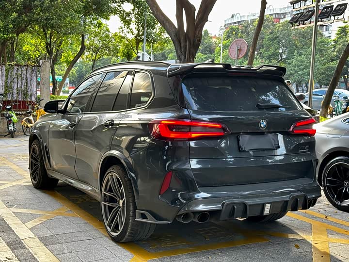 Фото 14 - BMW X5 M