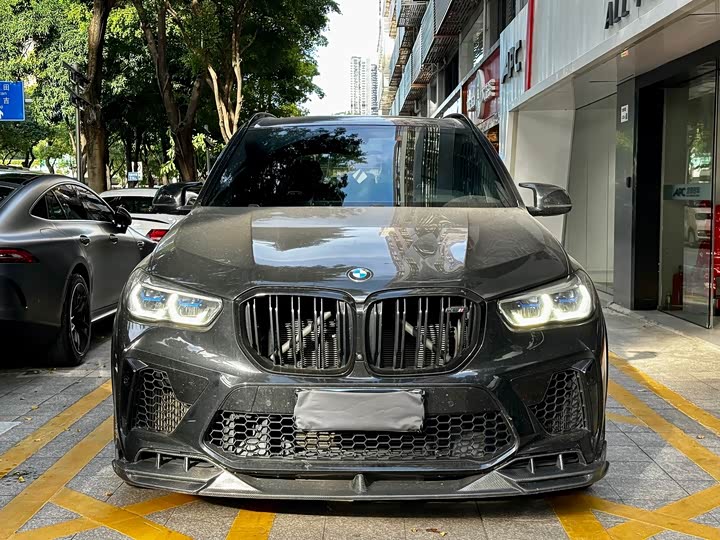 Фото 2 - BMW X5 M