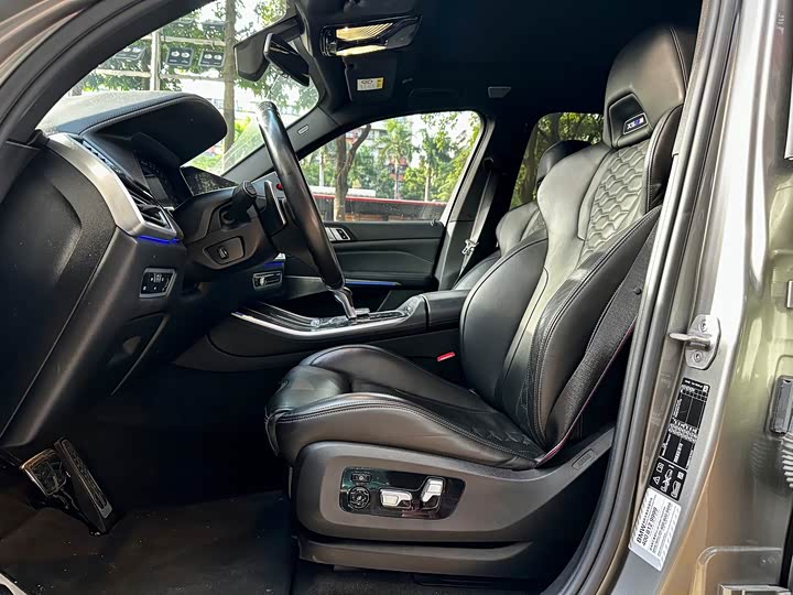 Фото 4 - BMW X5 M